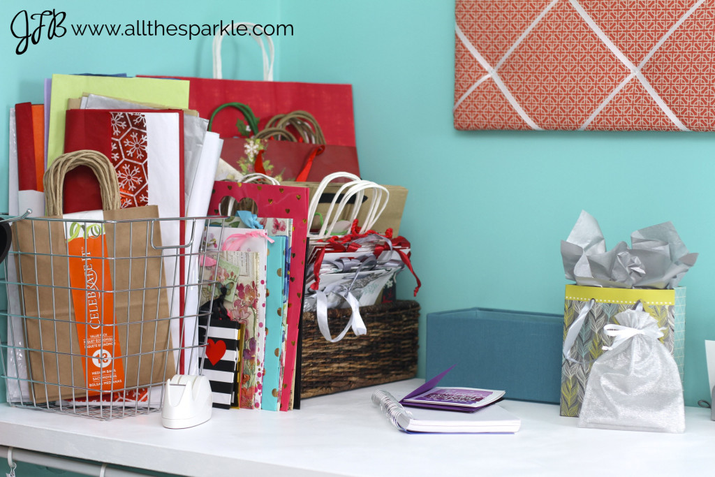 Gift wrapping station www.allthesparkle.com