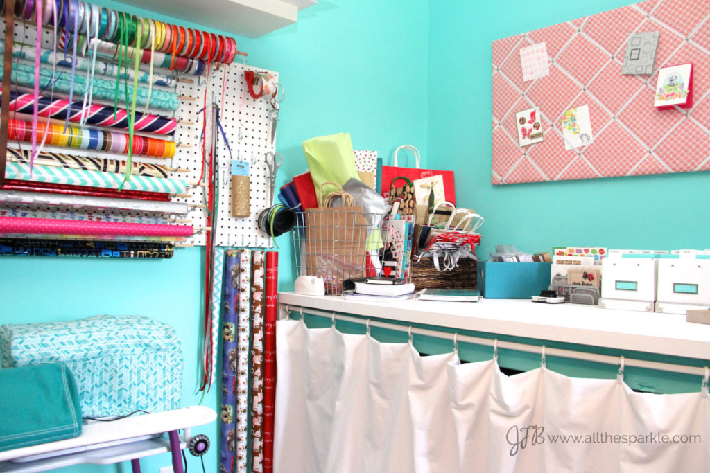 Craft Room Tour - Jessica Frost-Ballas www.allthesparkle.com/craftroomtour2015